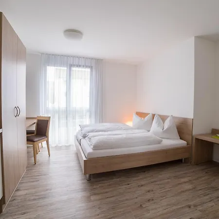 شقة فندقية Boardinghouse N22 3*